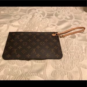 Louis Vuitton Neverfull Monogram Canvas Wristlet